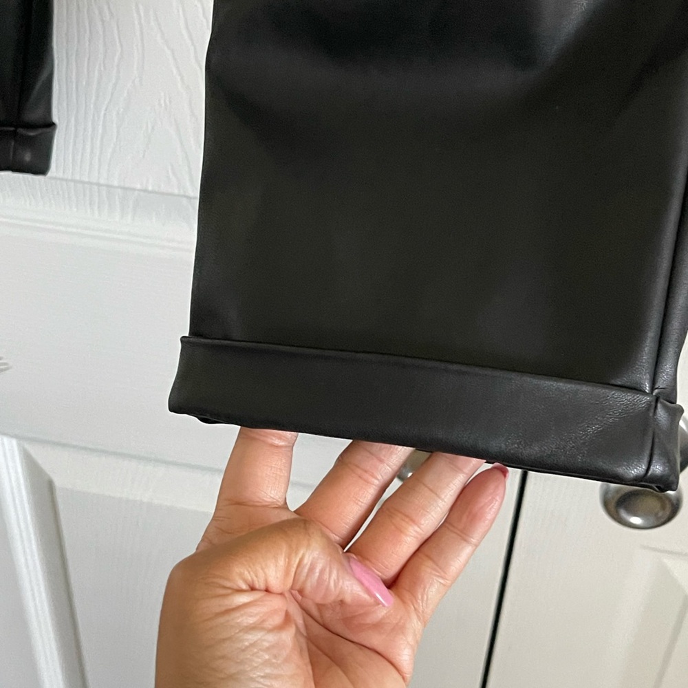 Faux paper bag waist leather pants - Picture 5 of 6